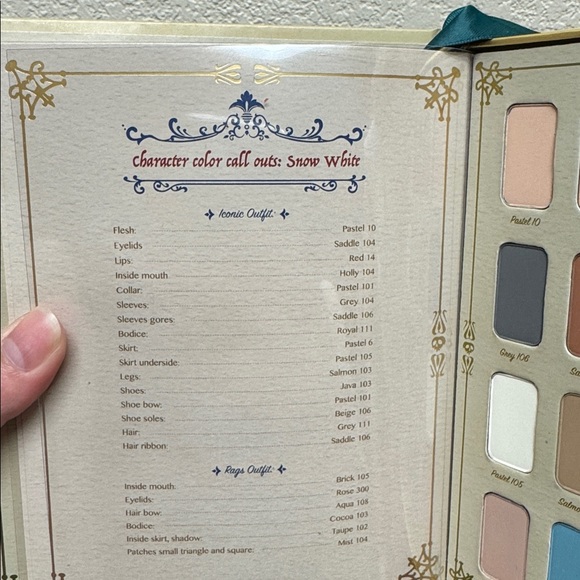 Bésame Cosmetics x Disney’s Snow White The 1937 Collection Storybook Palette - Picture 11 of 11